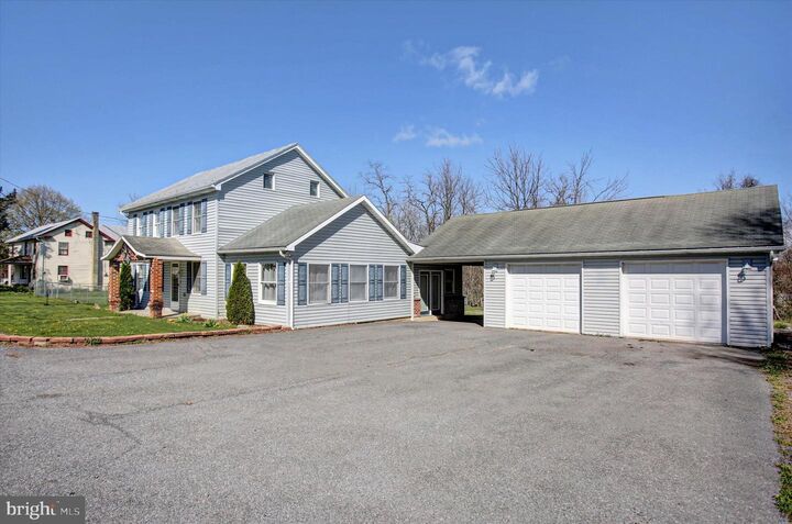 Property Photo: 1611 Pine Road PA 17015