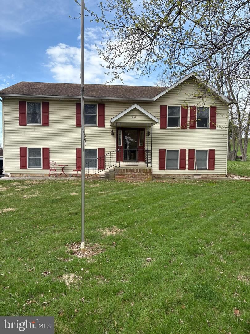 Property Photo:  292 Smith Road  PA 17257 
