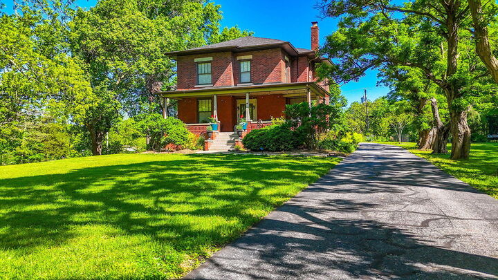 Property Photo:  709 Gilman St  MO 65270 