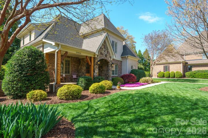 Property Photo: 20609 Queensdale Drive NC 28031