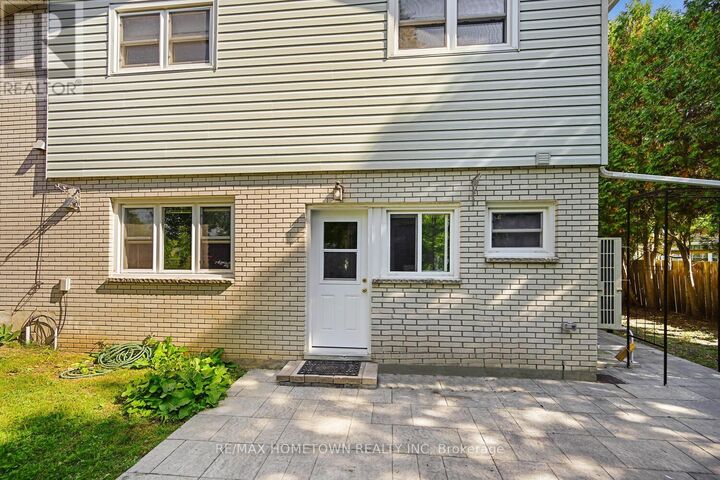 Property Photo:  6 Maplewood Circle  ON K6V 1N4 