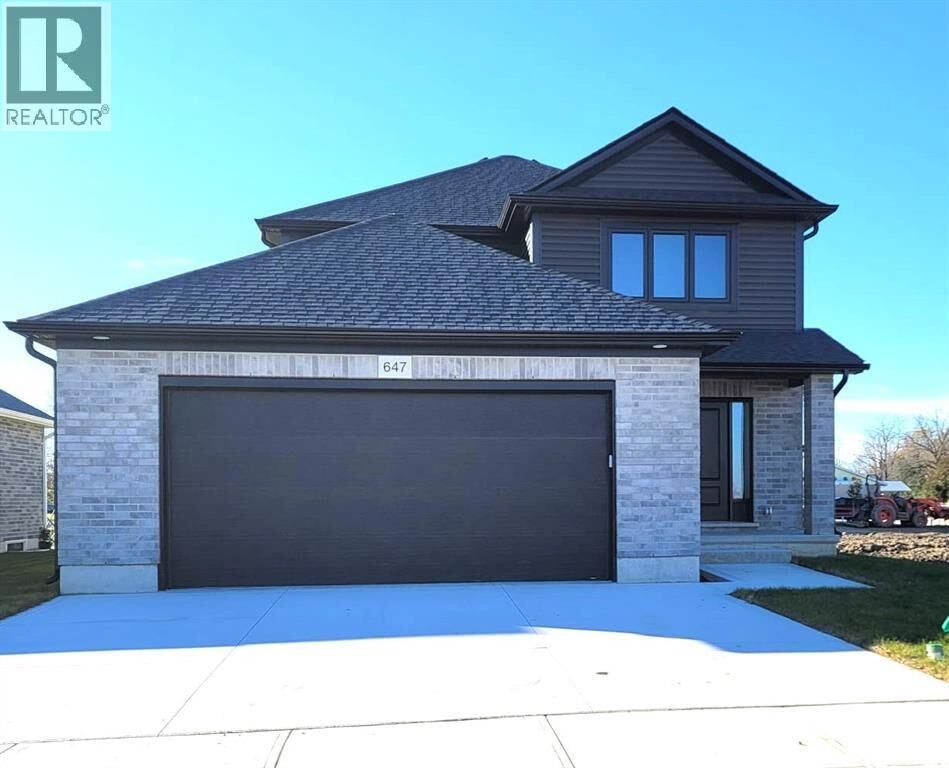 Property Photo: 647 Ketter Way ON N0N 1T0