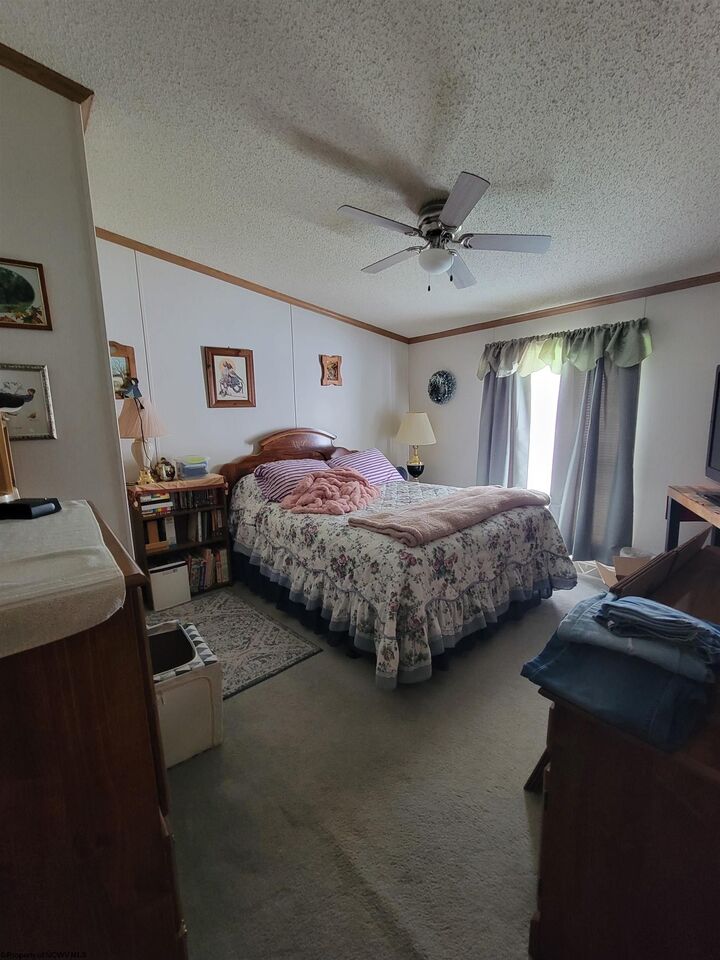 Property Photo:  42 Gate Lane  WV 26241 