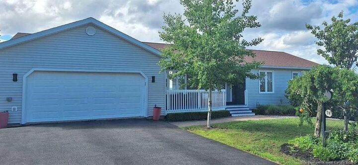 38 Edgemount Dr — photo 1