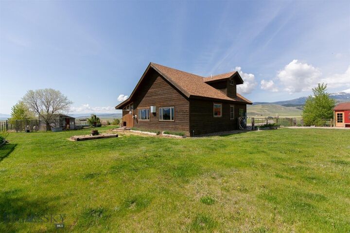 Property Photo:  49 Redtail Hawk Road  MT 59740 