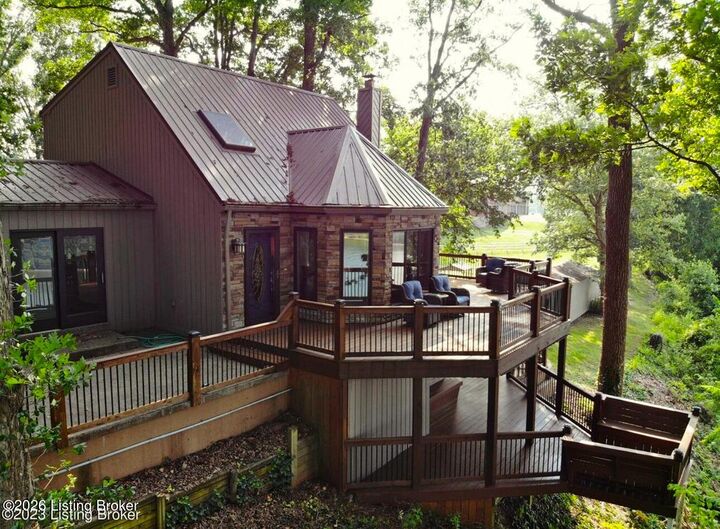 Property Photo:  96 Lisa Dr  KY 40108 