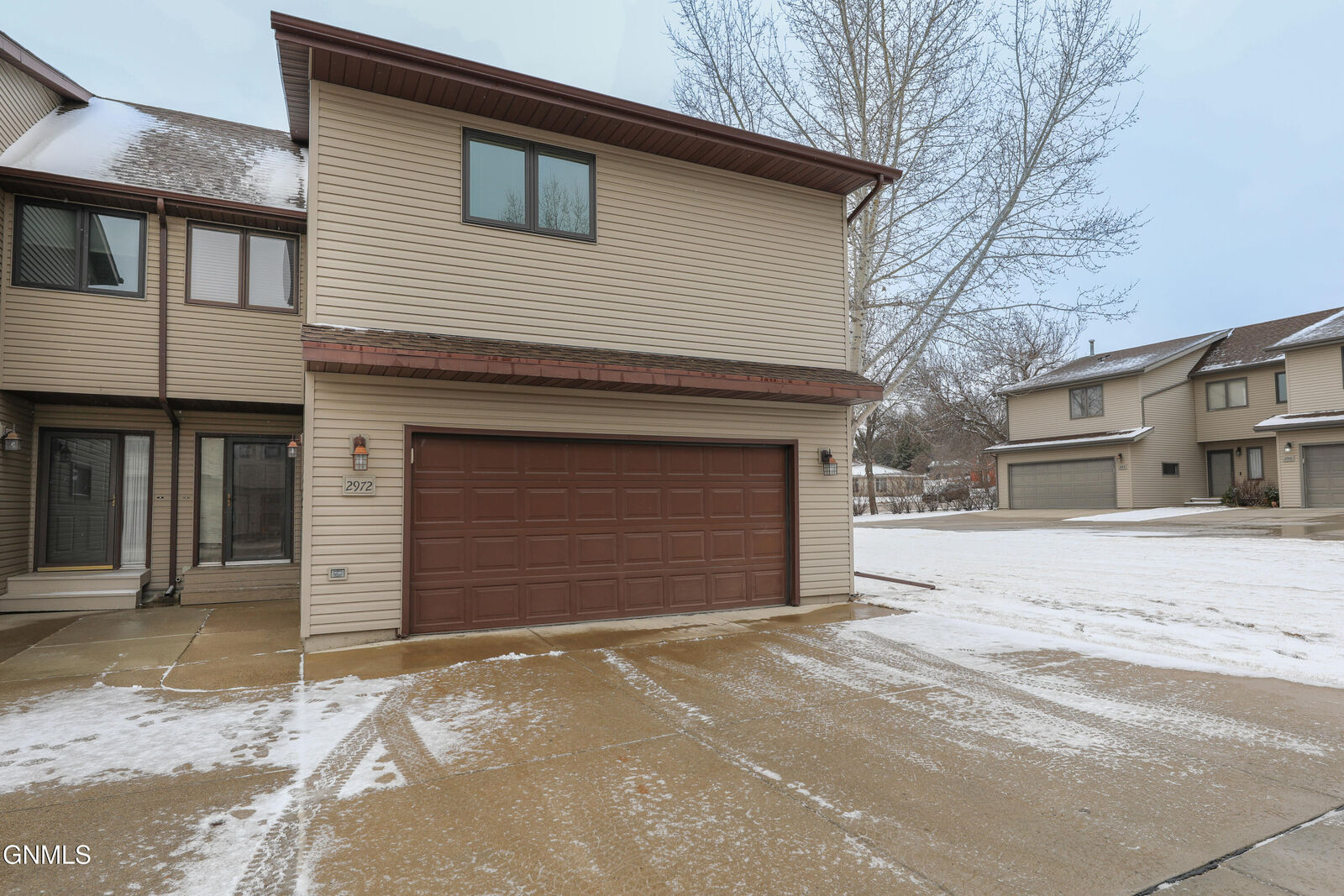 Property Photo:  2972 Ontario Lane  ND 58503 