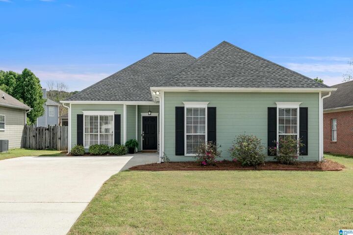 Property Photo:  1167 Amberley Woods Drive  AL 35080 