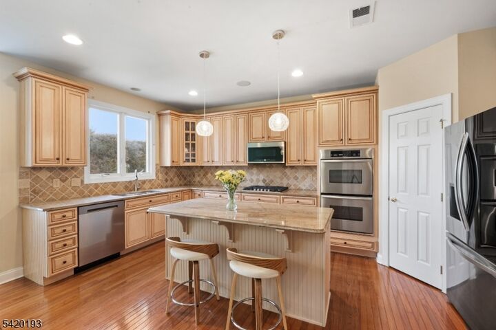 Property Photo:  24 Crestview Dr  NJ 08809 