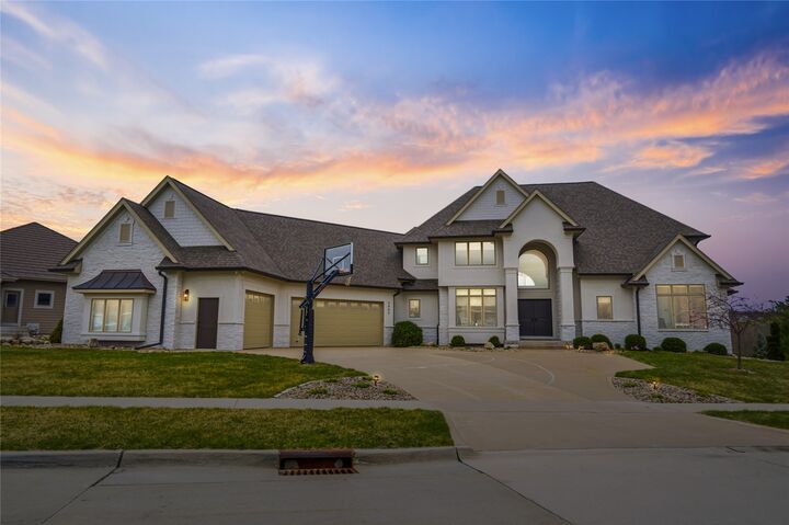 Property Photo:  3805 144th Street  IA 50323 