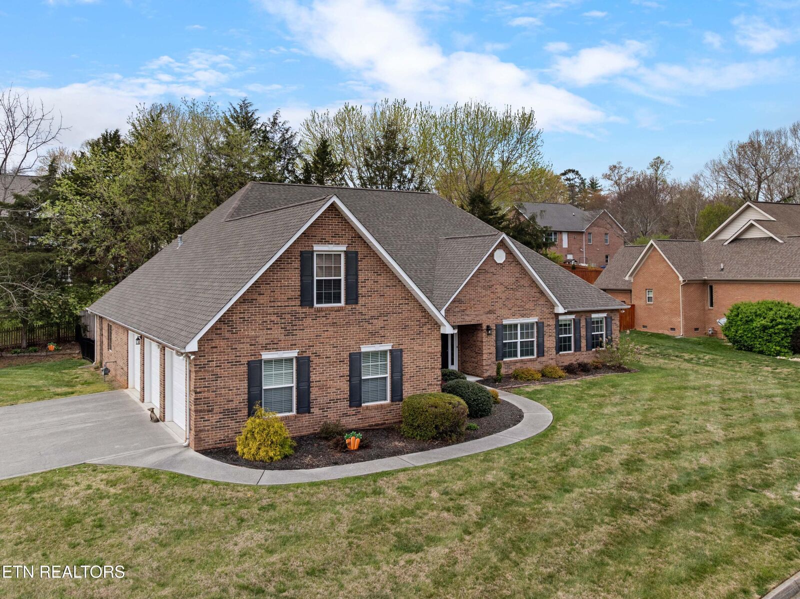 Property Photo:  301 Stonebreeze Drive  TN 37849 