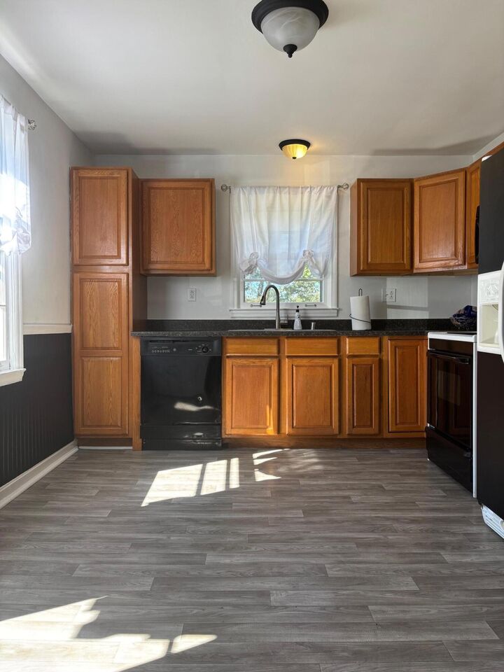 Property Photo:  106 Bender Drive  KY 40601 