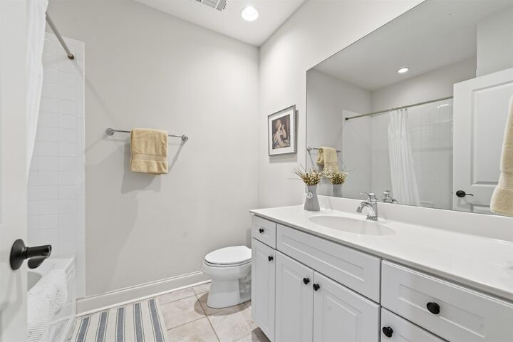 Property Photo: 1051 Portside Court GA 30642