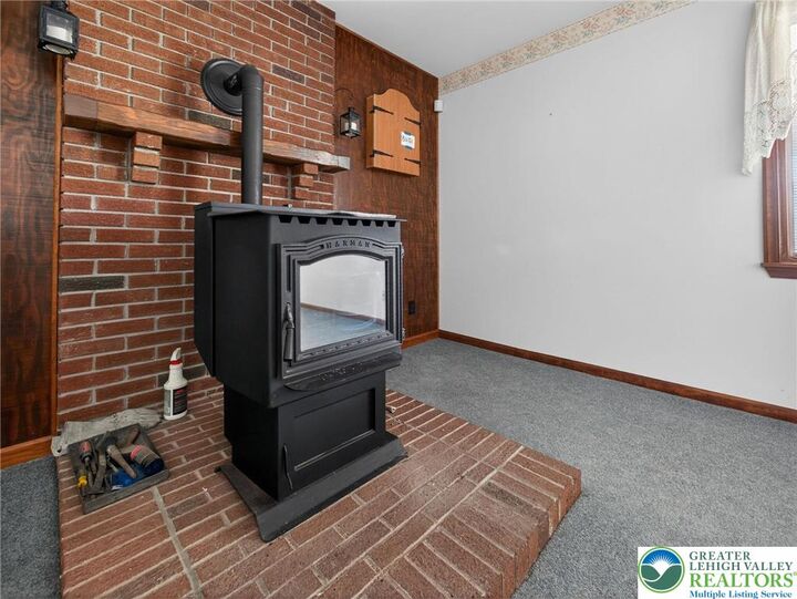 Property Photo:  454 Spruce Lane  PA 18064 