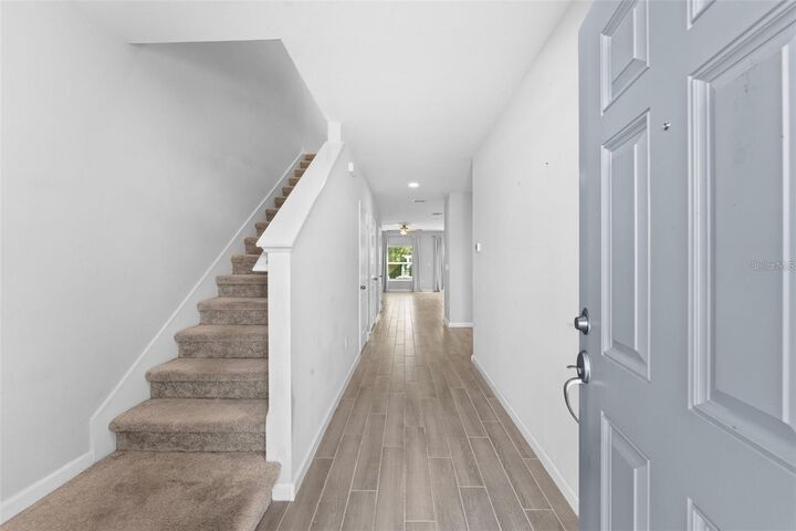 Property Photo:  3137 Riverboat Way  FL 32765 