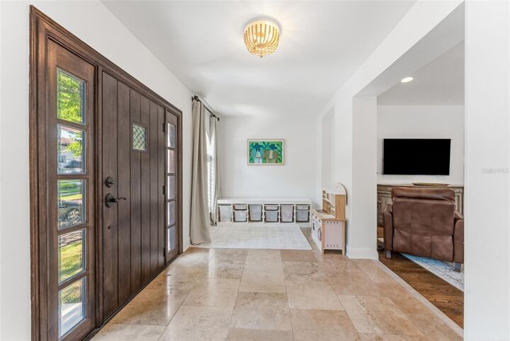 Property Photo:  4301 W San Juan Street  FL 33629 