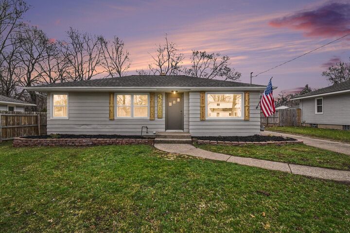 Property Photo: 3708 Mallory Avenue SW MI 49519