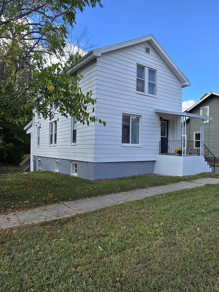 Property Photo:  64 Union Street  MI 49242 