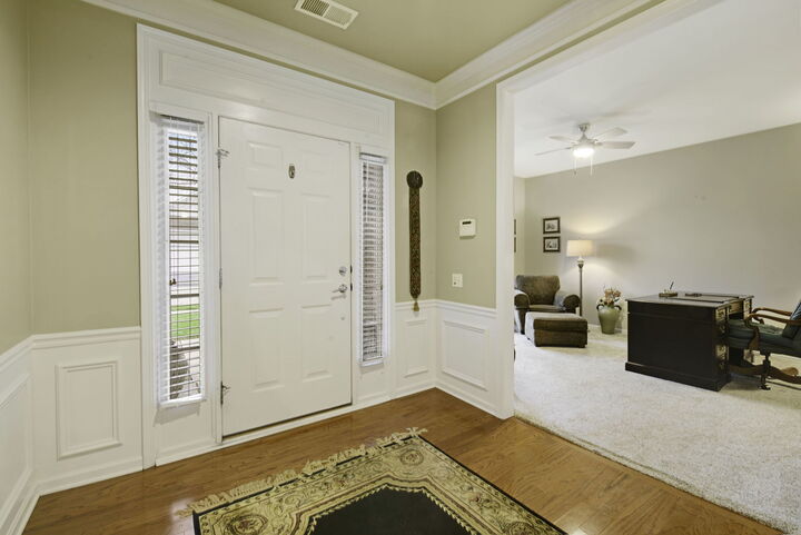 Property Photo:  585 Tuscan View Drive  IL 60124 