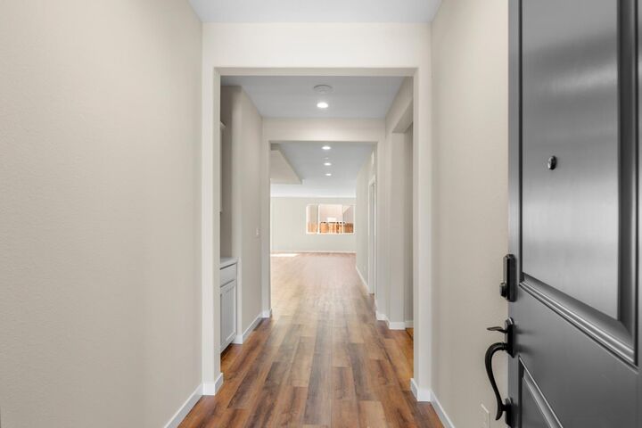 Property Photo:  526 Hollywood Way Lot39  CA 95648 