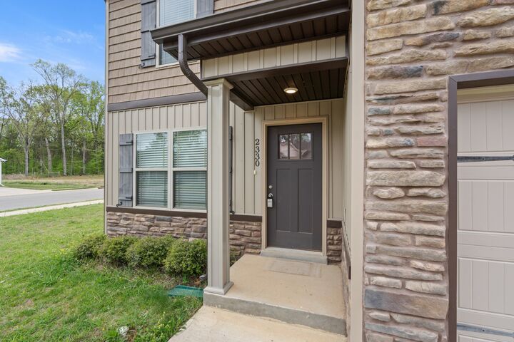 Property Photo:  2330 Red Barn Rd  TN 37037 