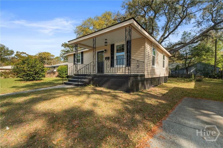 Property Photo: 2318 Florida Avenue GA 31404