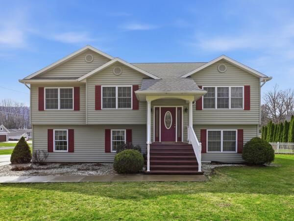 Property Photo:  330 Hillcrest Dr  PA 18840 