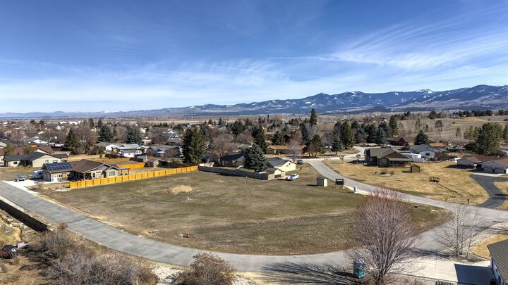 Property Photo: 135 Joncar Court MT 59840