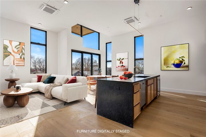 Property Photo:  905 SE 4th Street  AR 72712 