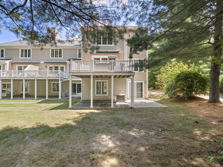 Property Photo:  3901 Knightsbridge Close 3901  MA 01609 
