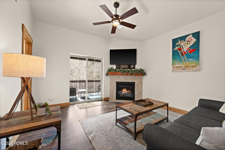 Property Photo: 5569 N Oslo Lane 3402 UT 84098