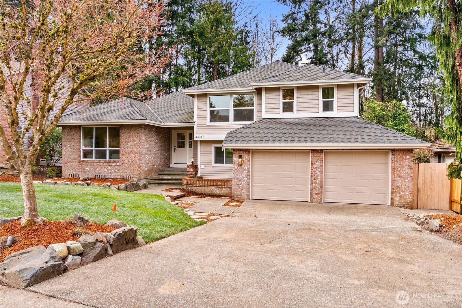 Property Photo:  33343  12th Avenue SW  WA 98023 