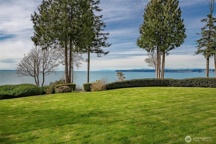 Property Photo:  9045  Shearwater Road  WA 98230 