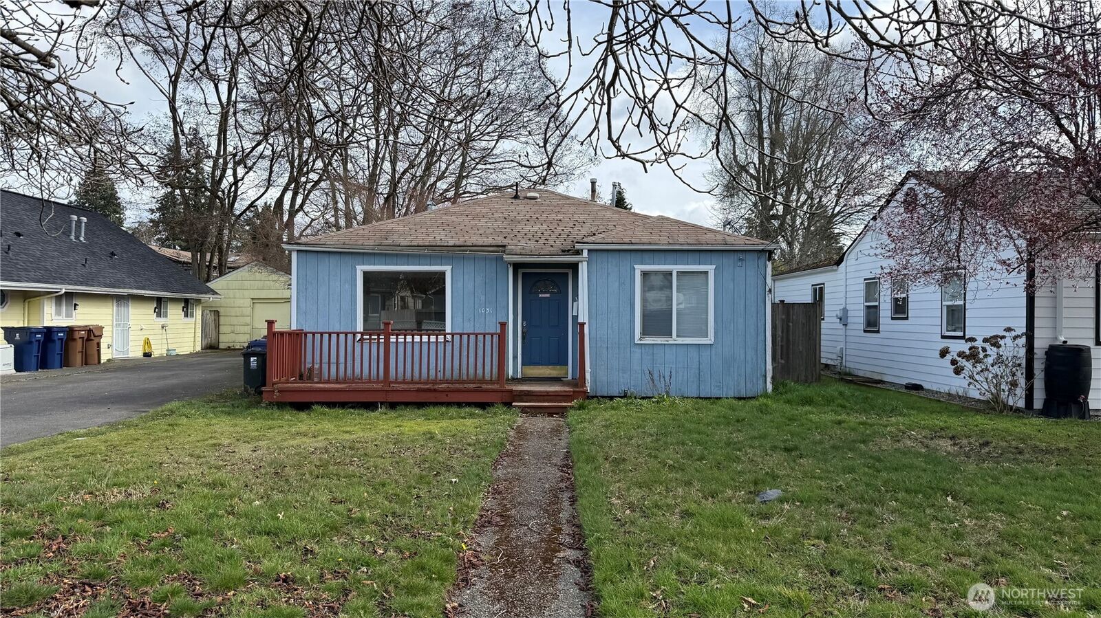 Property Photo:  1031 S Oxford Street  WA 98465 