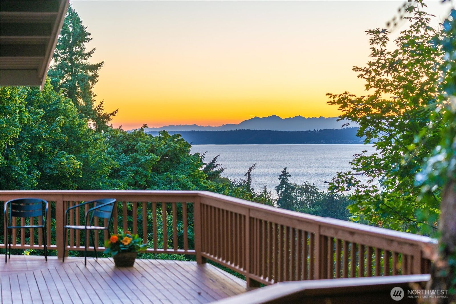 Property Photo:  28601  13th Avenue S  WA 98003 