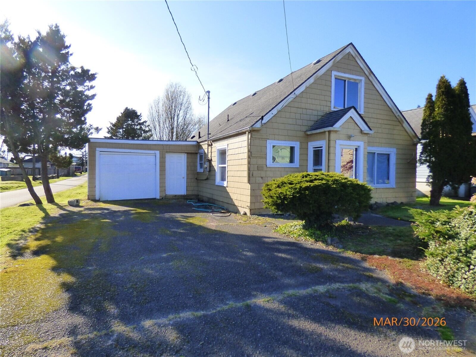 Property Photo:  615  Haight Street  WA 98520 