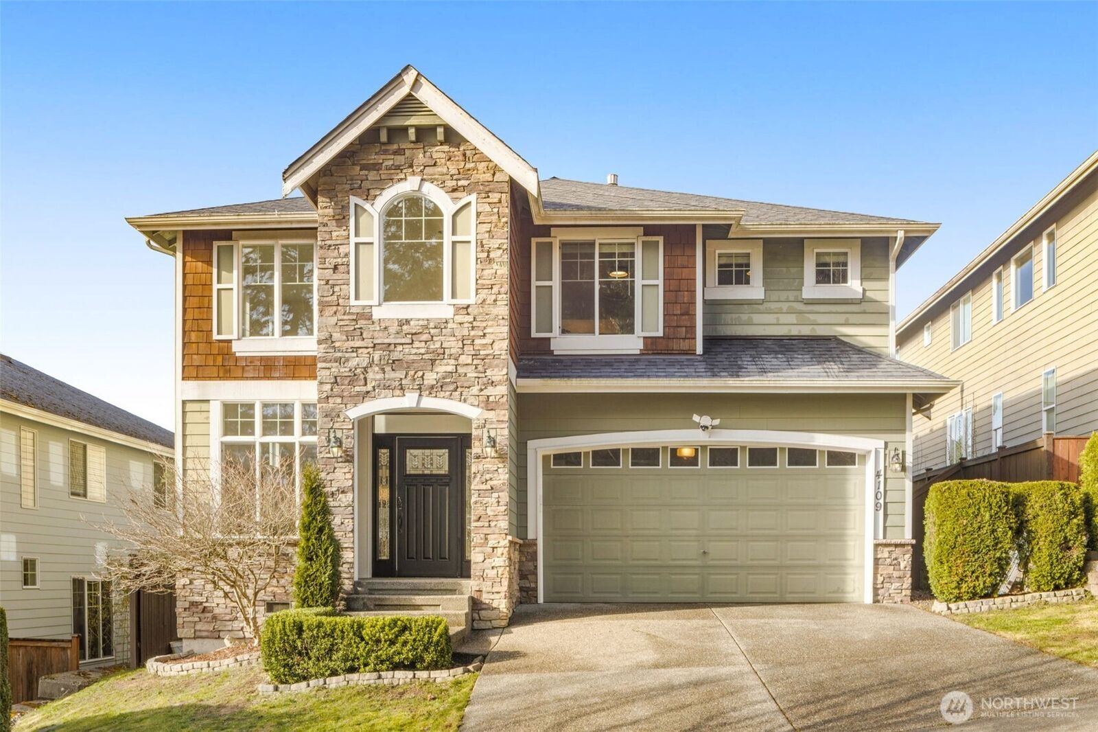 Property Photo:  4109  223rd Place SE  WA 98021 