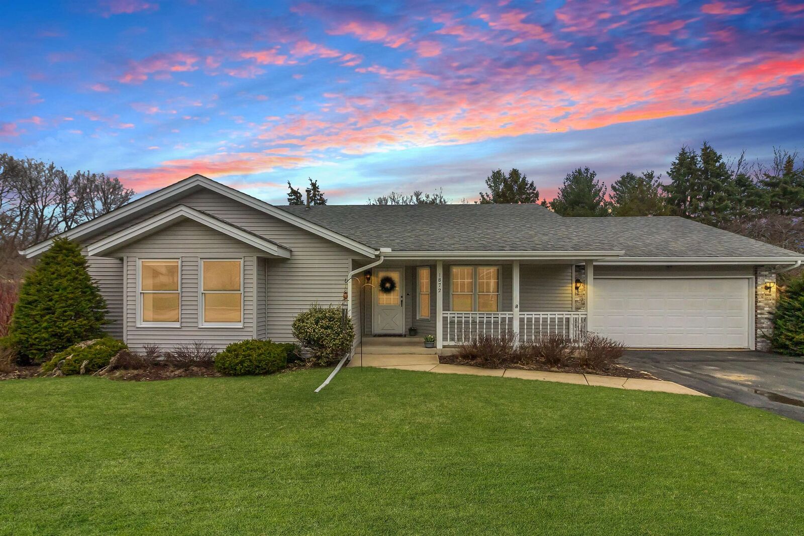 Property Photo:  1872 S Trainer Road  IL 61108 