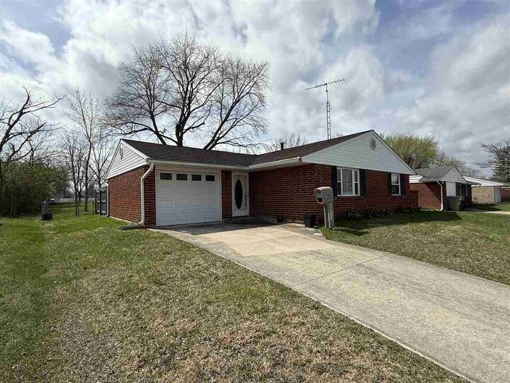 Property Photo:  2511 Richwood Dr  IN 47374 