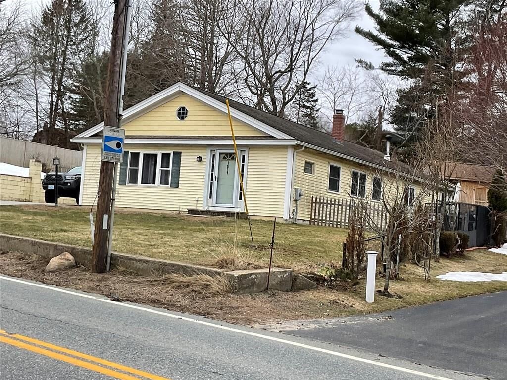 Property Photo:  1567 Plainfield Pike  RI 02857 