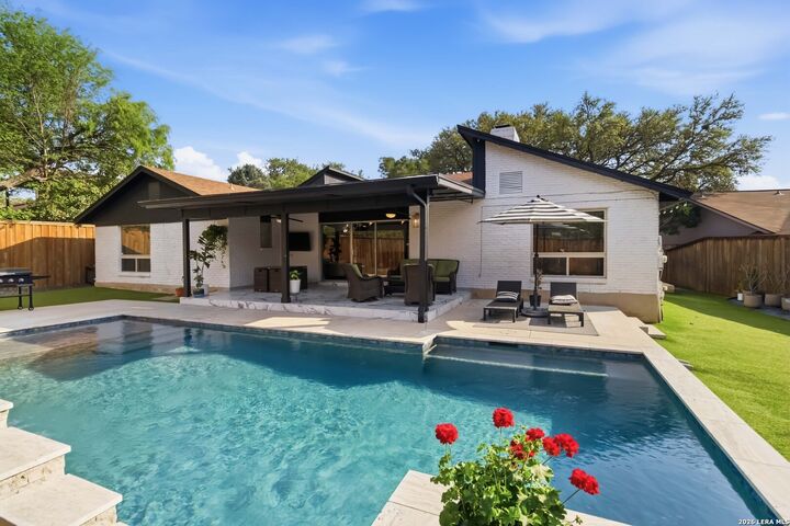 Property Photo:  2419 Rockaway  TX 78232 