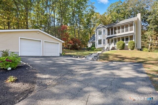 Property Photo:  121 West Wakefield Boulevard  CT 06098 