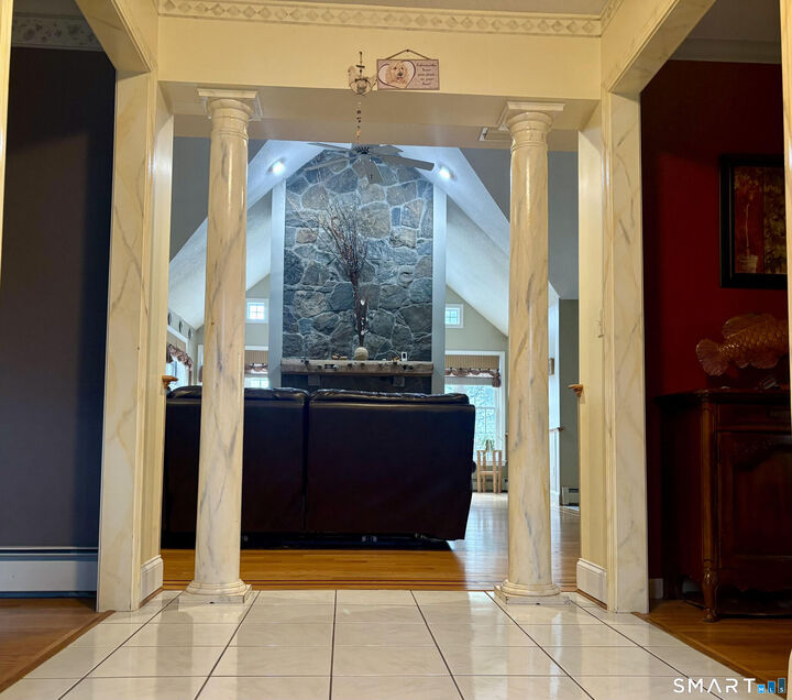 Property Photo:  4 Harrison Drive  CT 06416 