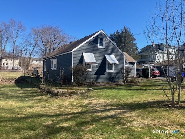 Property Photo:  9 Warriner Avenue  CT 06082 