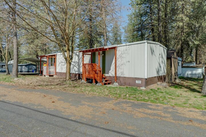 Property Photo: 3928 E Lane Park Rd #30 WA 99021