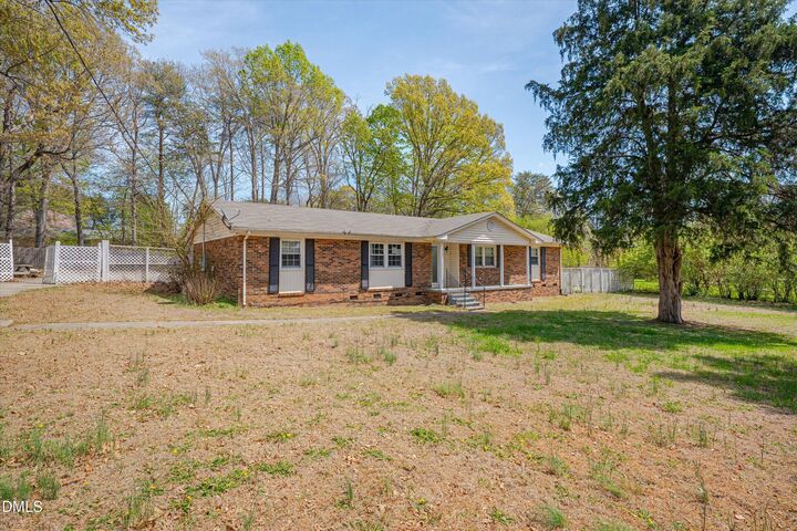 Property Photo: 2516 Evergreen Avenue NC 27217