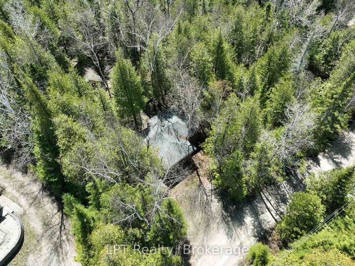 Property Photo:  51 Cedar Trail  ON N0H 2T0 