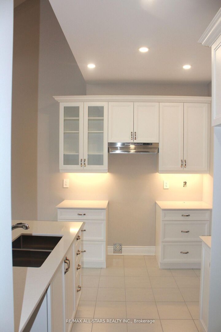 Property Photo: 18 Schortinghuis Street ON L0E 1R0