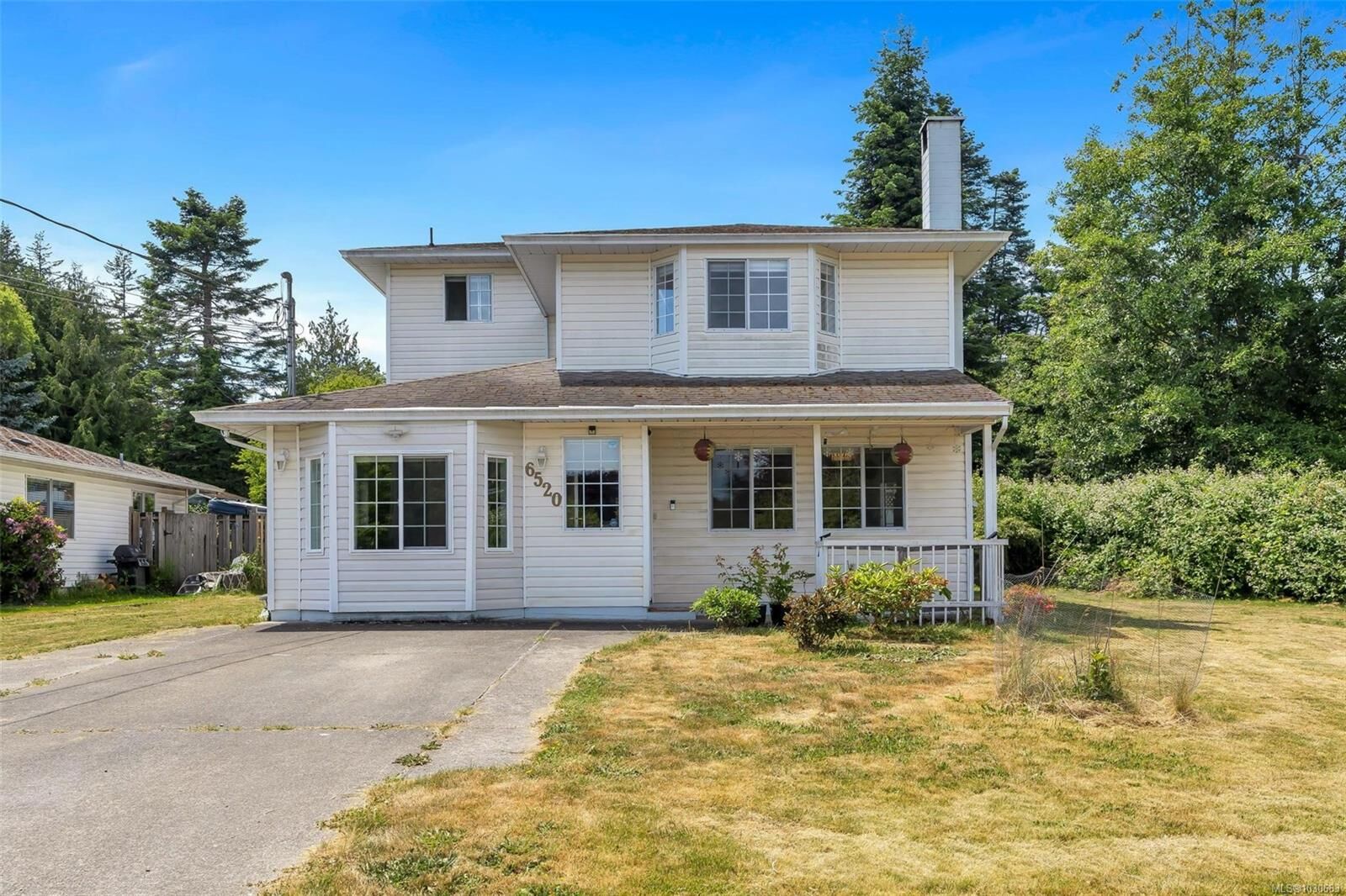 Property Photo:  6520 Country Rd  BC V9Z 0W9 