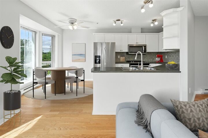 Property Photo:  3133 Tillicum Rd 304  BC V9A 2B4 